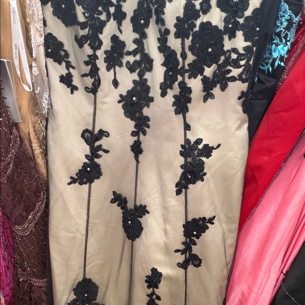 Jovani Black Floral Lace Long Sleeve Dress 10 - Picture 5 of 12